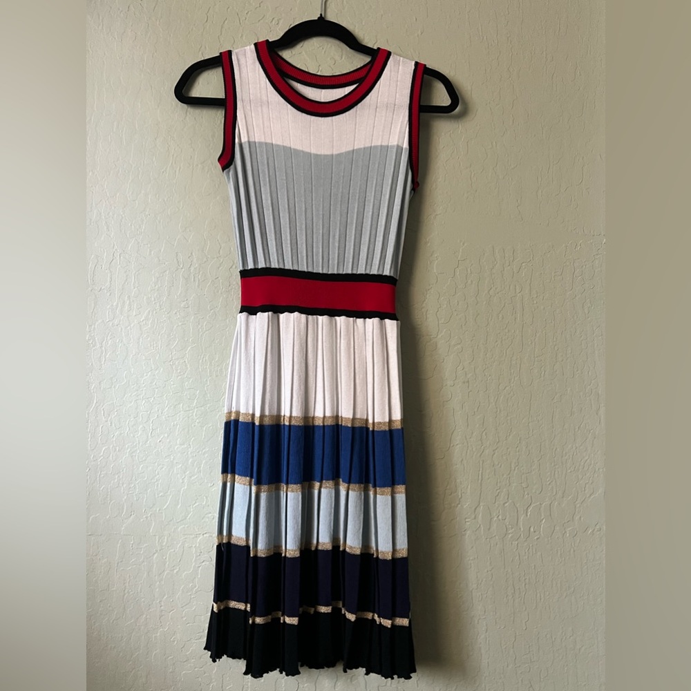 Causal Summer Pleated Dress Size Small